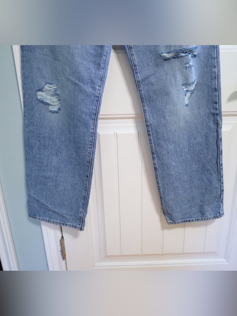 Levi’s 94’ Baggy Straight Leg Jeans Feeling Great - Medium Wash Womens Size 29 - Picture 3 of 11